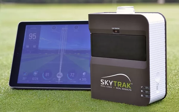 golf simulator options and features | image credit: golfwrx.com